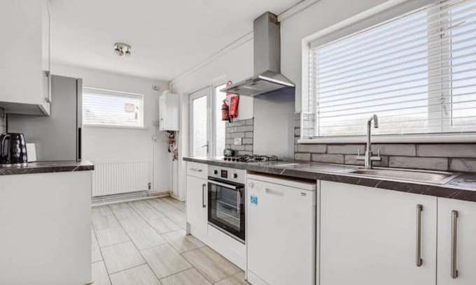 Brighton Casa | Luxury 3 Bedroom Home in Brighton