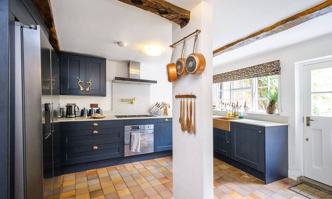 Saffron Walden Casa | Luxury 3 Bed Manor House Hot Tub Cinema Room Skytv