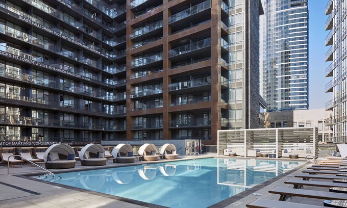 South Lake Union Hotel | Luxury 3-Bed Suite with Stunning Views, Pool Access, and Top Seattle Amenities