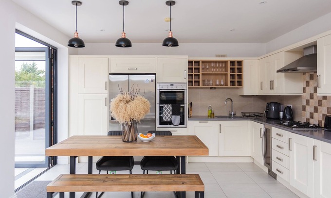 Streatham Hill Apartamento | Luxury 3 bedroom apartment with large garden & gym