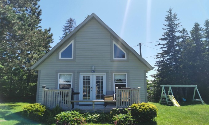 Stanhope Cabaña | Luxury 3-bedroom Cottage next door to PEI National Park- Stanhope Cottages