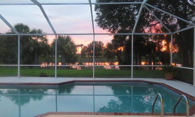 Vero Beach South Casa | Luxury 3-Bedroom Home near Beaches with Pool