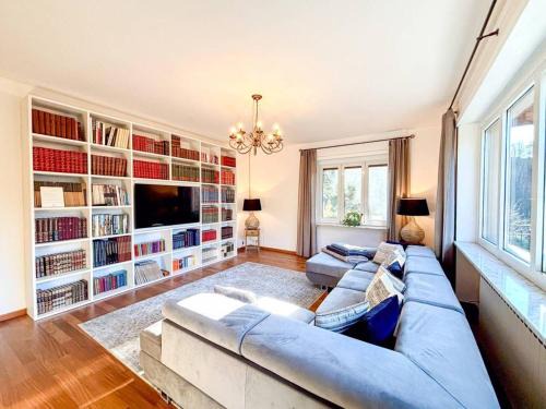 Perosa Argentina Apartamento | Luxury 3 bedroom Grand Chalet