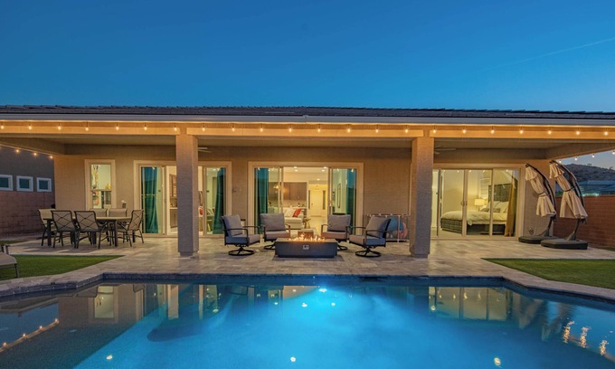 Estrella Mountain Ranch Casa | Luxury 3-bedroom Retreat with Gorgeous Heated Pool - Spring Training, Golf & PIR
