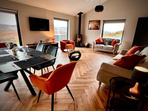 Glengrasco Casa | Luxury 3 Bedroom - Stag Moor House
