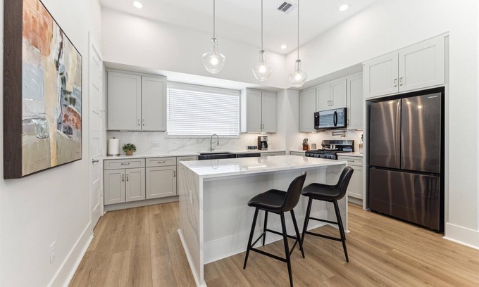 Spring Branch Central Casa | Luxury 3 Story Home Spring Branch EV Ready Garage