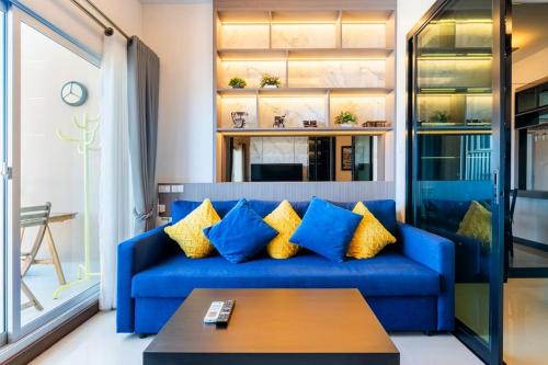Nong Pa Khrang Apartamento | Luxury 31st Top Floor Condo with Swimming Pool