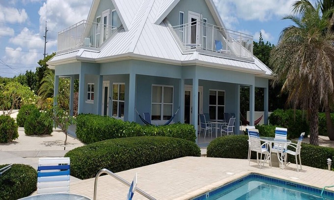 North Side Casa | Luxury 3bd Beach View 3 Blue Stunning Views