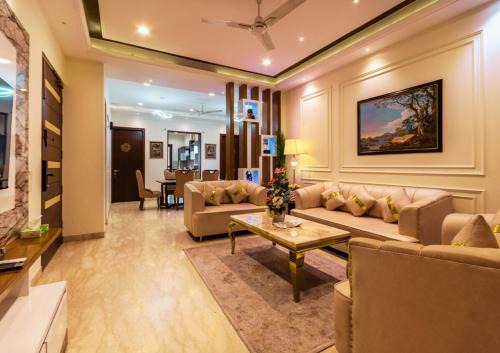 Mohali Apartamento | Luxury 3BHK Appartment With Fully equipped Kitchen and Balcony