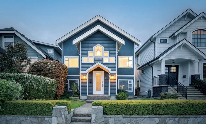 Hastings Casa | Luxury 3BR Family Home in Central Vancouver