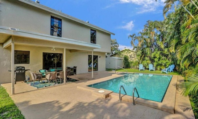 Delray Beach Casa | Luxury 3BR Home w/Private Pool and Game Room
