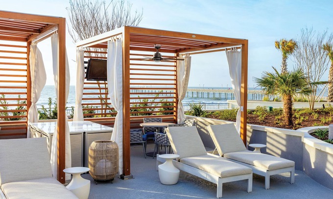 Myrtle Beach Apartamento | Luxury 3BR Signature Collection Hotel Room