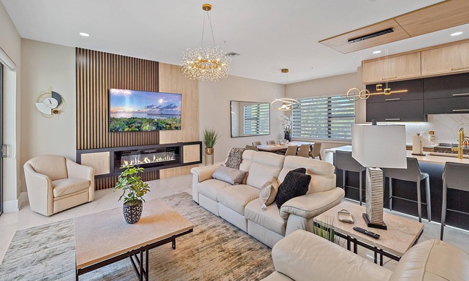 Downtown Casa | Luxury 3BR Townhouse w/Elevator & Rooftop | Walk to Downtown