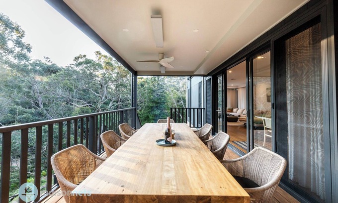 Manly Vale Casa | Luxury 4 Bed Sydney Home Close to Manly Beach