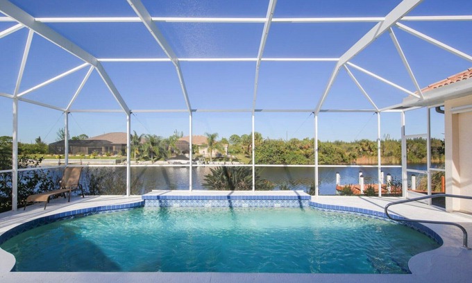 South Gulf Cove Casa | Luxury 4 Bed Villa with Private Jetty, Charlotte Harbour Villa 5811