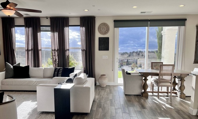 El Dorado Hills Casa | Luxury 4 bedroom home with view