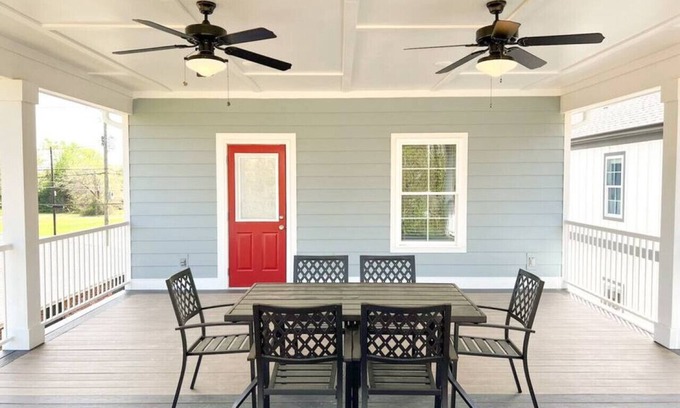 Augusta Casa | Luxury 4B/4.5b Home, EV Charger, deck by MCG #5