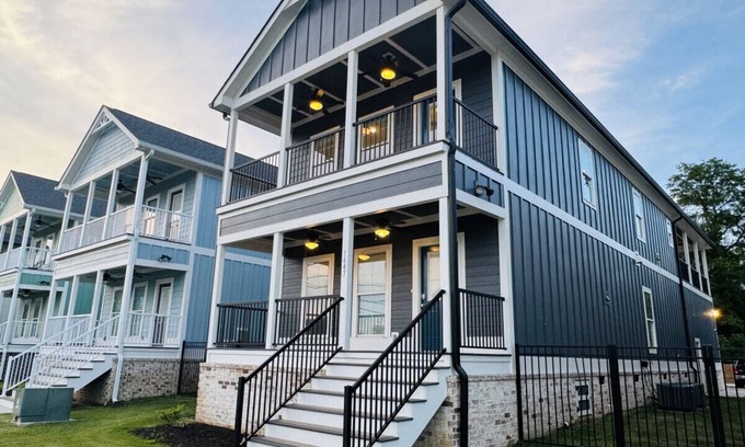 Augusta Casa | Luxury 4B/4.5b Home, EV Charger, deck by MCG #9