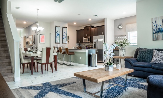 Davenport Casa | Luxury 5 Bedroom 4 bath private pool Home 266