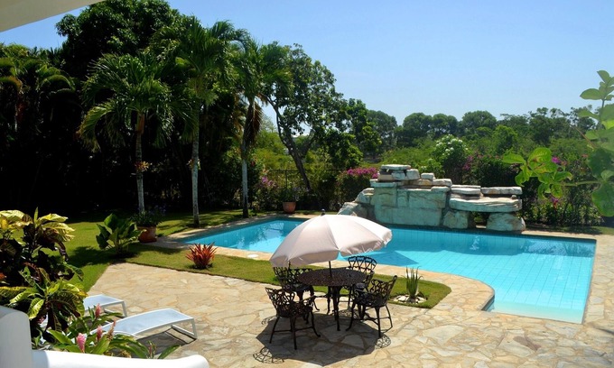 La Mulata Villa | Villa de lujo de 5 dormitorios, apto para huéspedes, servicio de traslado gratuito en autobús, piscina privada