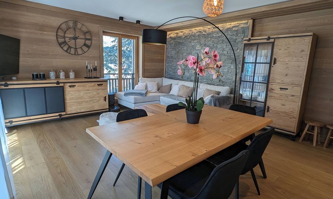 Saint-Etienne-de-Tinee Apartamento | Luxury 6-bed apartment in Vermont Auron. Facing the lifts.