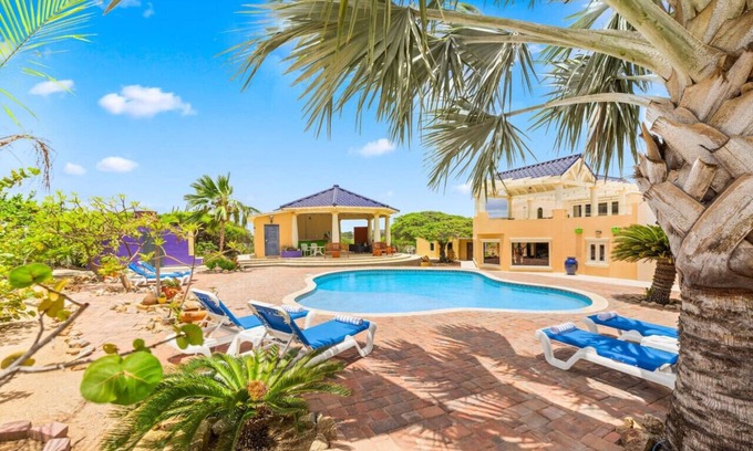Santa Cruz Casa | Luxury 6BR Nature Retreat | Carpe Diem by Bocobay