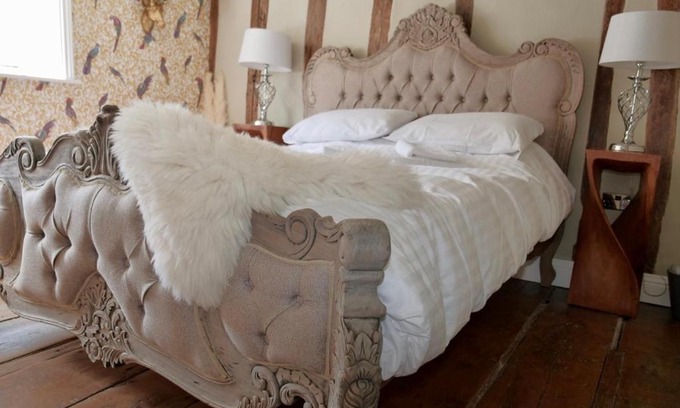 Saffron Walden Casa | Luxury 8 Bed Manor House Hot Tub Cinema Room SkyTV