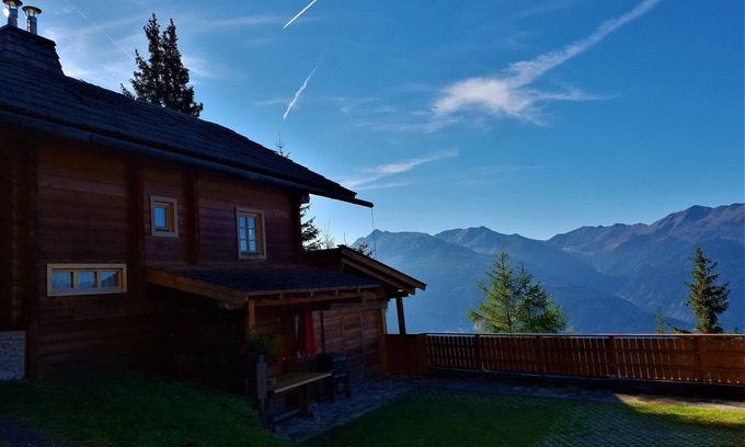 Rangersdorf Chalet De Esquí | CHALET DE ALMWELLNESS DE LUJO con fantástica zona de bienestar a 1850 m sobre el nivel del mar