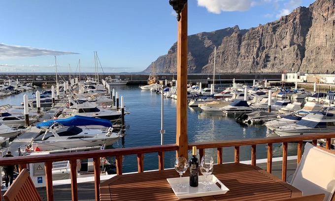 Los Gigantes Apartamento | Luxury and functional sea view apartment