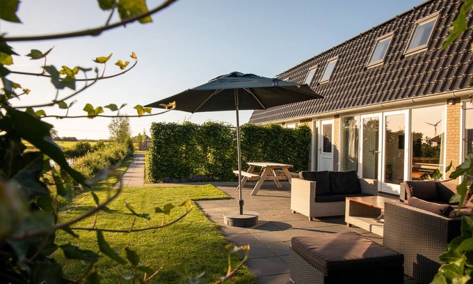Municipality of Oudewater Casa | Luxury and spacious holiday home with garden close to the major cities