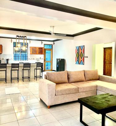 Ukunda Apartamento | Luxury And Spacious Pool house near the beaches