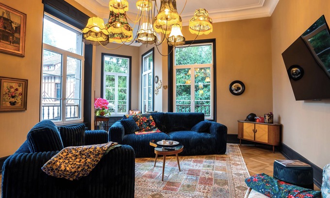 Guebwiller Apartamento | Luxury and unique apartment, 1st floor of a 19th century mansion