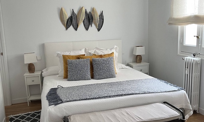Puente de Vallecas Apartamento | Plaza de españa Luxury