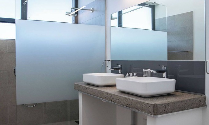 Plettenberg Bay Apartamento | Luxury Apartment "Kruger" with seperate Kitchen