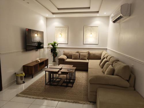 Hera Street Apartamento | Luxury apartment, 3 bedrooms, living room, kitchen