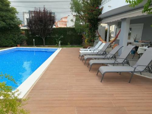 Corroios Apartamento | Luxury Apartment 4 Bedrooms Pool in Marisol