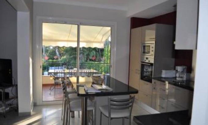 Boulouris-sur-Mer Villa | apartamento de pie 110m2 6 camas organizadas, piscina / jacuzzi, cerca del mar