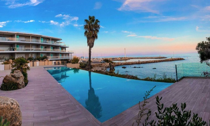 Solenzara Apartamento | Apartamento de lujo con impresionantes vistas al mar.