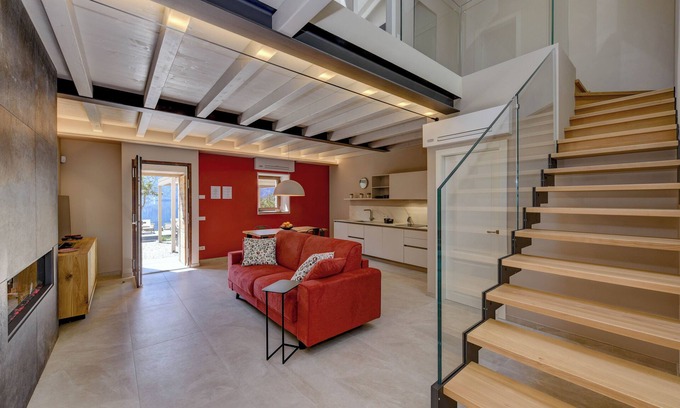 Anfo Apartamento | Luxury Apartment front lake