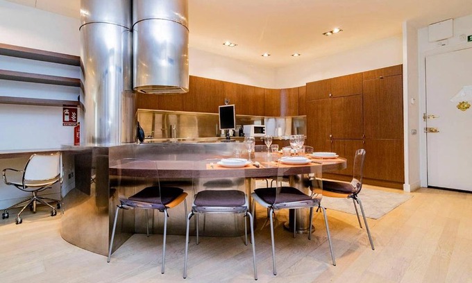 Sol Apartamento | Luxury Apartment in La Latina by Batuecas