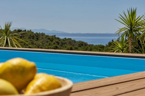 Makarska Apartamento | Luxury Apartment Nugal- heated pool