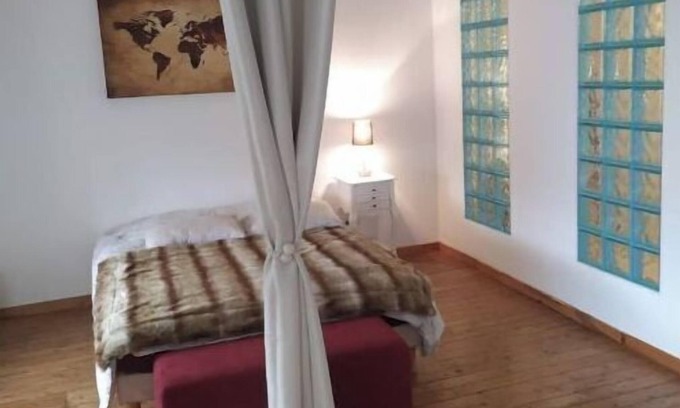 Commes Apartamento | Luxury apartment on seafront castle