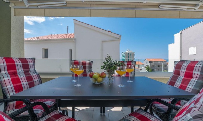 Ratac Apartamento | Luxury Apartment Purple Summer Sea view