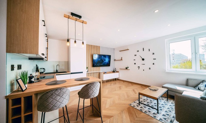Kosice Old Town Apartamento | Luxury Apartment w. City Views in Košice Old Town