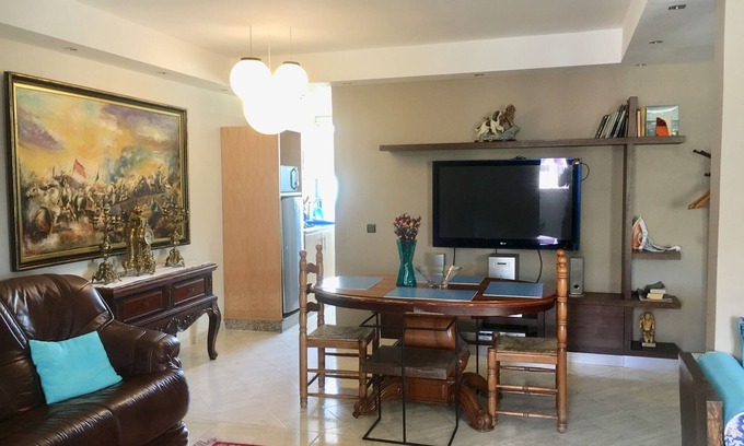 Quartier Al-Atlas Apartamento | APARTAMENTO DE LUJO BIEN UBICADO EN EL CENTRO DEL PUEBLO COMPLETO. BIEN EQUIPADO