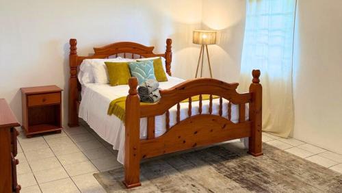 Stonyhill Apartamento | Luxury Apartment with Balcony & Full Kitchen