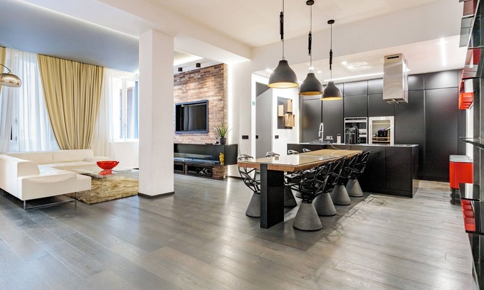Chinatown Apartamento | Luxury Apartment With Heated Pool and Private spa