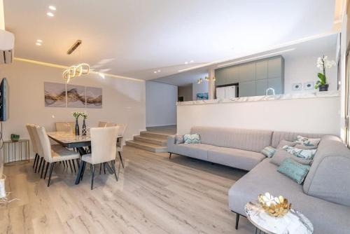 Tiberias Apartamento | Luxury apartment with panoramic view