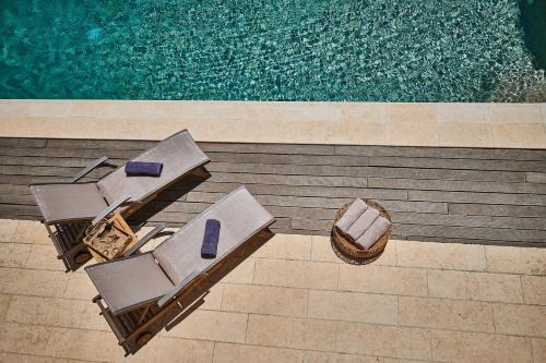 Pallini Apartamento | Luxury Apartment with Pool