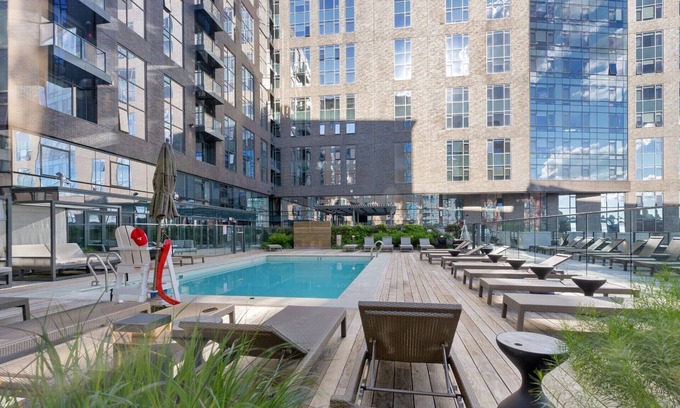 South End Casa | Luxury apt in South end